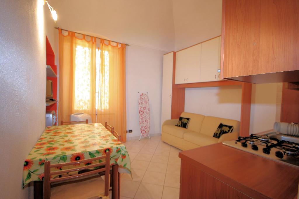 Monolocale GARIBALDI room 1